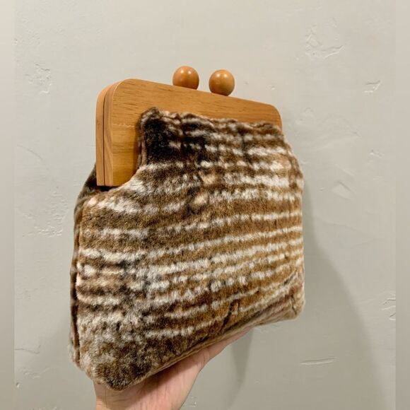 Handmade Genuine Shearling Wooden Frame Clutch/Shoulder Bag/Crossbody - Picture 11 of 15
